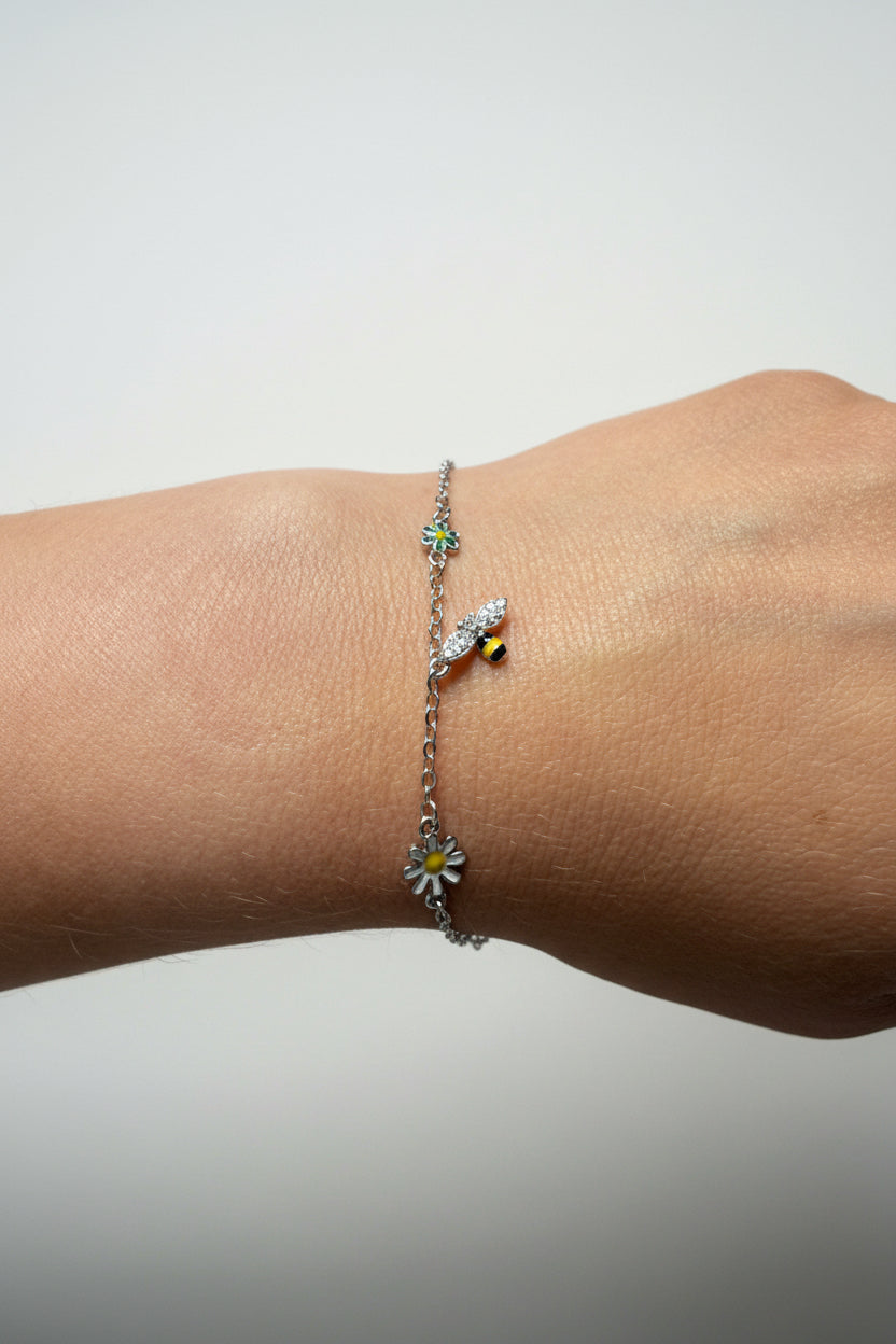 Daisy & Bee Bracelet — Enamel Flower Sterling Silver Chain Bracelet